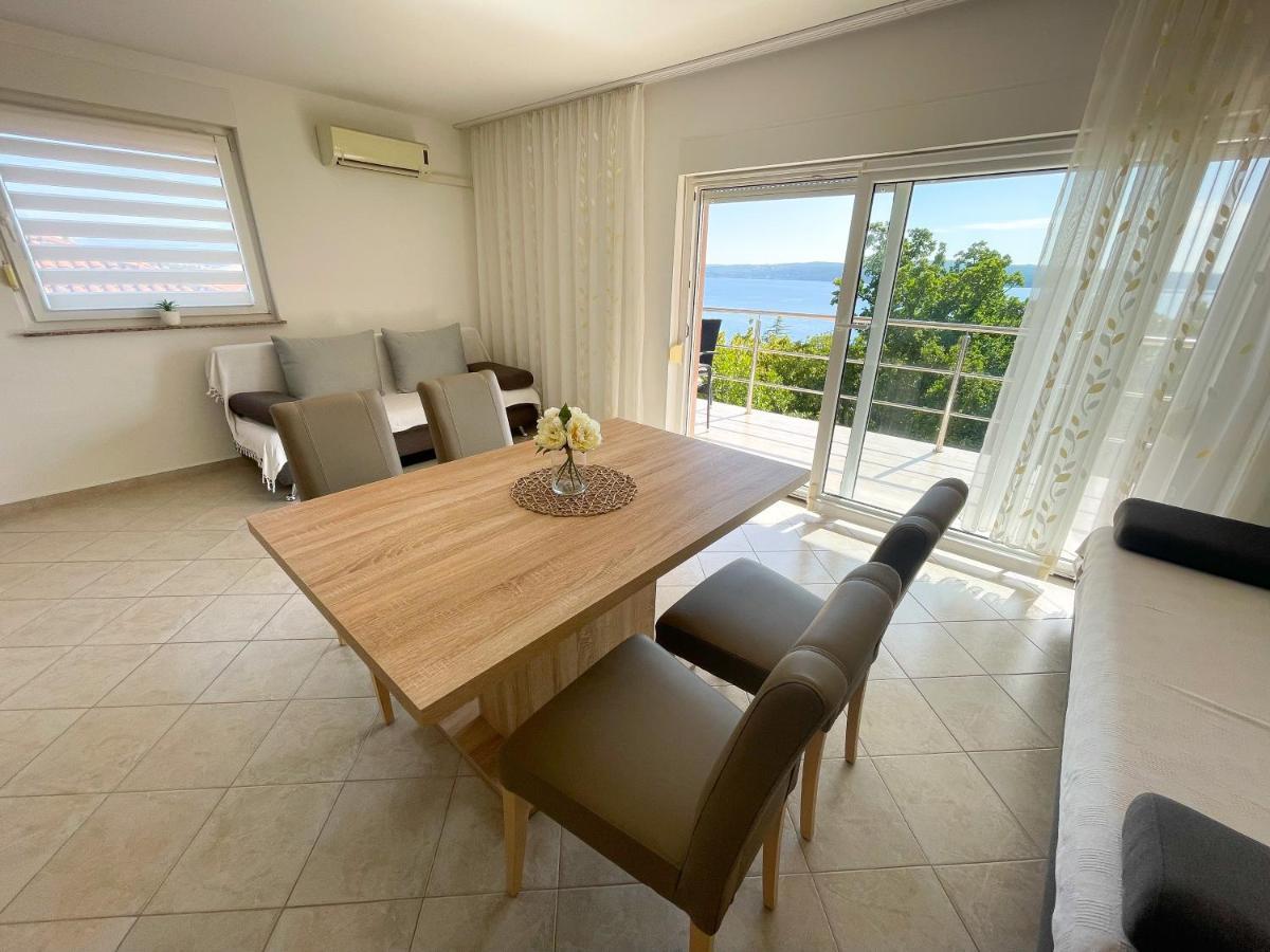 Apartment Nika 1 Dramalj Ngoại thất bức ảnh